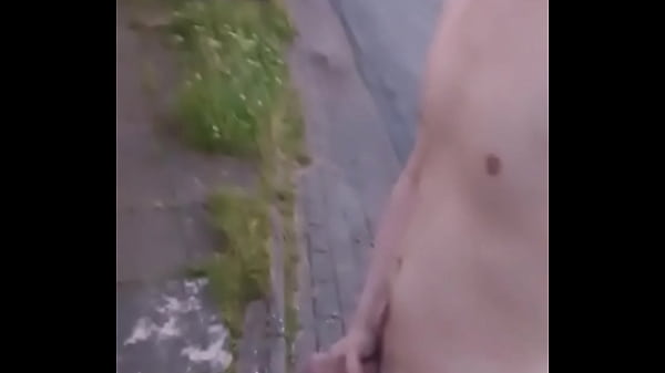 Jerk off on the street