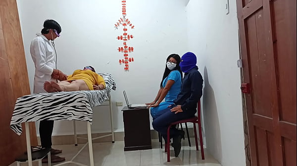 Nonton Foursome With Patients - Having Sex In The Doctor's Office - Homemade Porn, Roleplay thumbnail