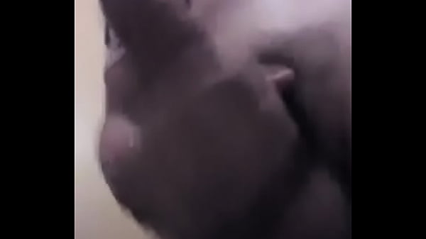 enga&ntilde;ando a un chavito 