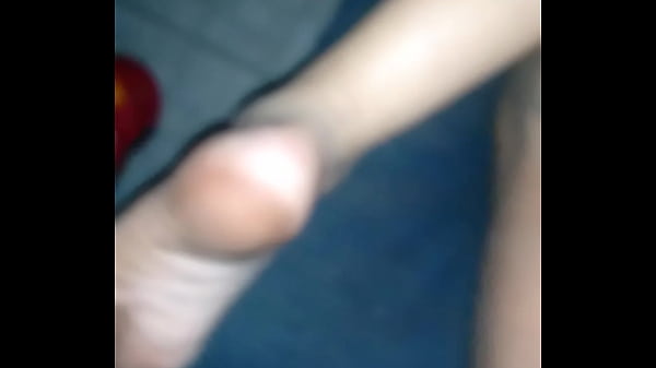 Play MP4 - b&period; & b&period; momma