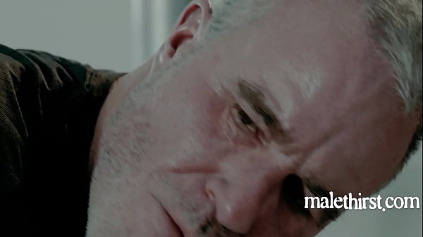 Eat My Ass I Aint Putting Up With This - Dale Savage, Eric Charming 