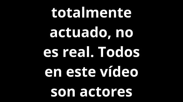 Hijastra es follada y llena de leche la carita por su daddy