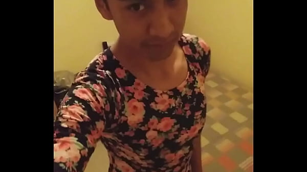 Tania Colegiala ya quiere verga 