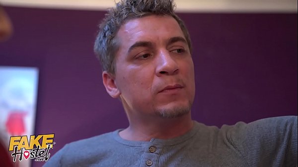 Play MP4 - Fake Hostel Tiny Australian and big ass Italian backpackers fucked hard