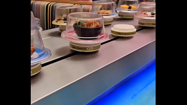 I'm at a conveyor belt sushi place who wants to buy me some sushi 