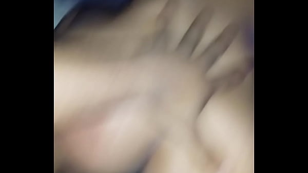 Play MP4 - Dominican girl riding