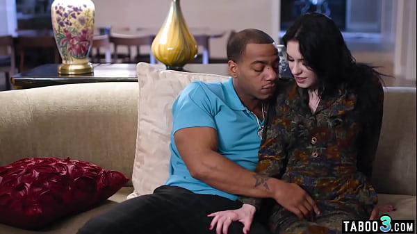 Big titted inked wife_Anna de Ville got her first anal ride onhusbands BBC