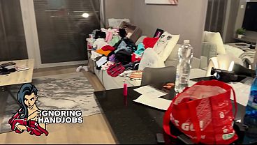 Nonton Horny Art Teacher Is A Chearting Wife In Black Stockings And Sexy Lingerie Teases A Big Cock Guy By Giving A Handjob thumbnail