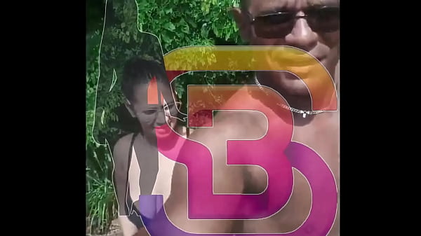 Nonton Vagabunda Casada Transa Personal Da Rola Gigante No Meio Da Mata thumbnail