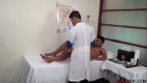 Play MP4 - Examined Asian twink nailed by doctor for cum