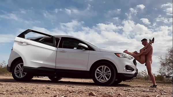 Play MP4 - Butt Naked on the Side of the Road&excl; Risky Sex with a Hot Blonde&excl;