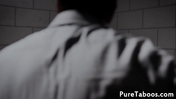 Facialized 18yo babe plowed inprison