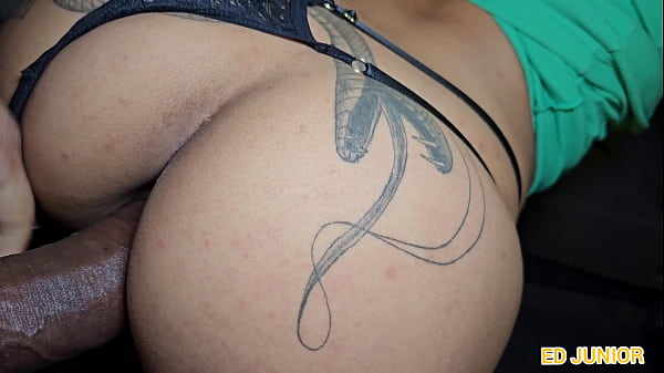 ED JUNIOR CONHECE UMA_NOVINHA_NA BALADA E LEVEI ELA PARA O MOTEL E FUDI ELA SEM CAMISINHA PRIMEIRA CENA DA NOVINHA COMPLETO NO_RED E NO SHEER