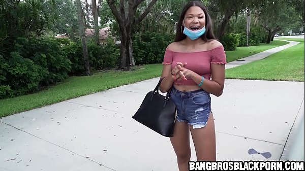 Play MP4 - Hot black teen gets paid to flash her tits and get on the bus