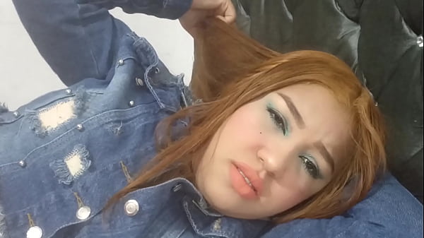 Cristi quiereuna hamburguesay yo sela compró perome pagacon unabuena mamada depolla