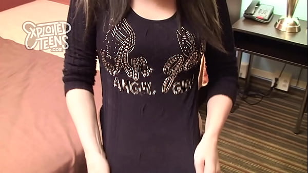 4 foot 11 russian model sucks cock in this amateur porn movie 