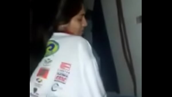 Play MP4 - Young beautiful GF Riding on BF dick