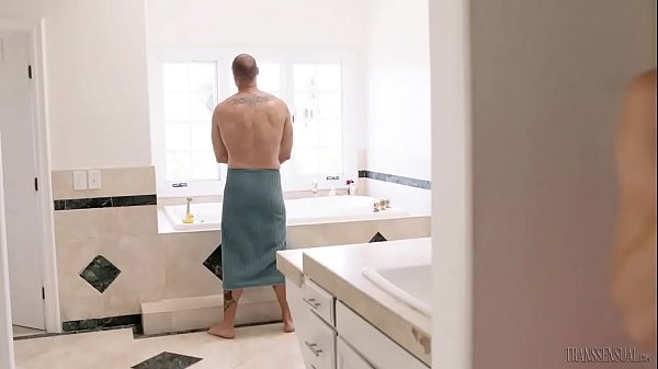 Play MP4 - TS girlfriend Nikki Vicious