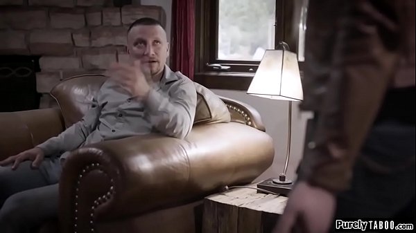 19yo stepteen_wets herpants ifo stepdad