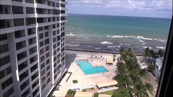 Play MP4 - Weekend At The Beach With Step Mom - Dava Foxx - Family Therapy