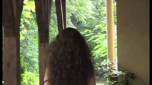 Play MP4 - Jessica Fiorentino seduces and fuck her sister's boyfriend