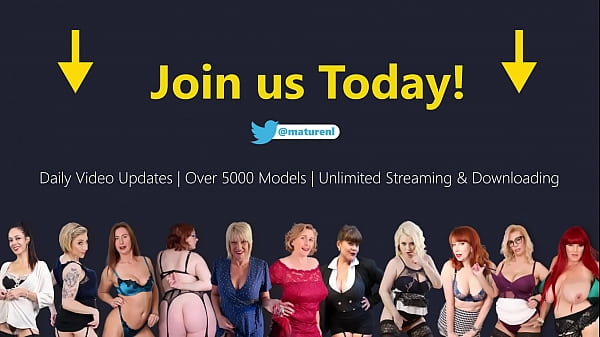 Play MP4 - Hot Stepmom Brenda Fucking Her Horny Stepson On The Couch