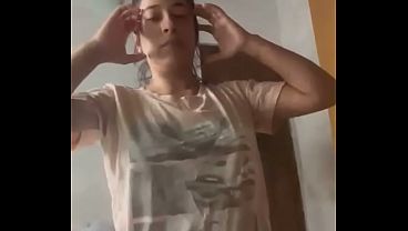 Nonton Selene Vuelve S&uacute;per Atractiva Y Caliente thumbnail