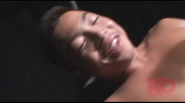 (2/2)今井将貴を目隠し責め！アナルfuckに悶える!! thumbnail