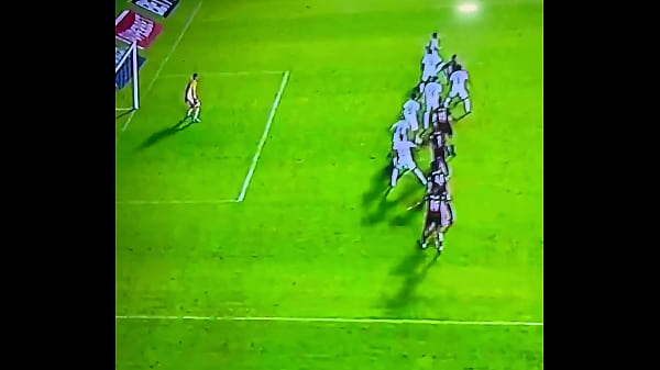 Nonton Fudeu O Santos De Ladinho thumbnail