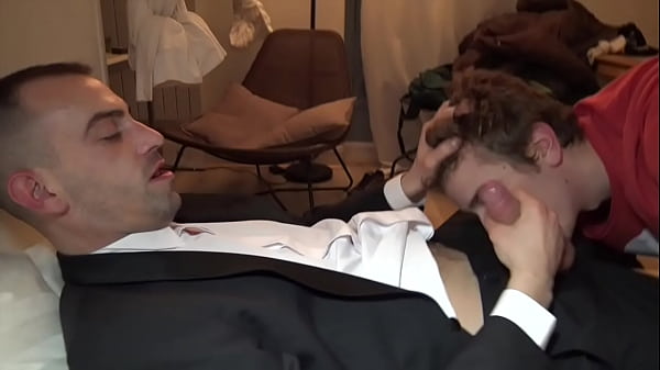 2 The Slut Twink Nalex Fucked Bareback By Tim Cosla thumbnail