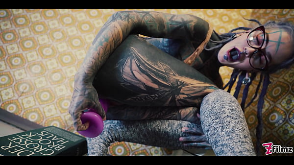 Anal gapes and piss on books and toys 