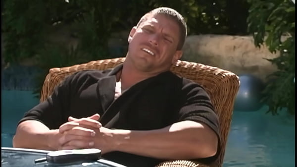 Nonton She Throws One Leg Up On The Desk So He Can Fuck Her Pussy As Deep As Possible And You Can... thumbnail