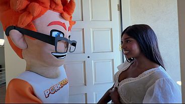 Nonton My Porndudecasting Went Viral When Poppy Cox Did Standing Doggy Naked thumbnail