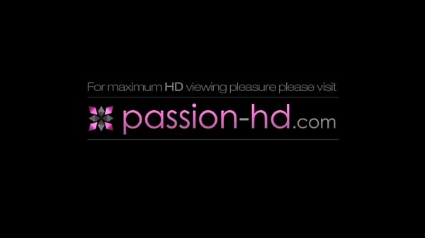 Play MP4 - Passion-HD young coed threesome