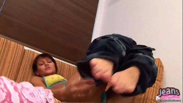 Play MP4 - Teasing your with my tiny little panties