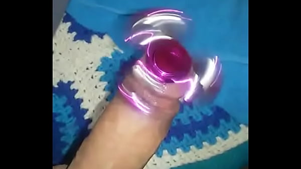 Macielhot - Jugando con spinner