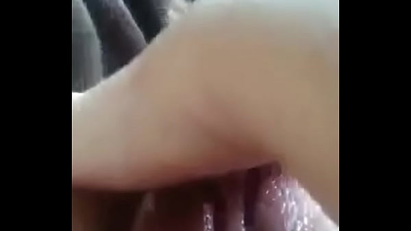 Play MP4 - Estoy muy caliente