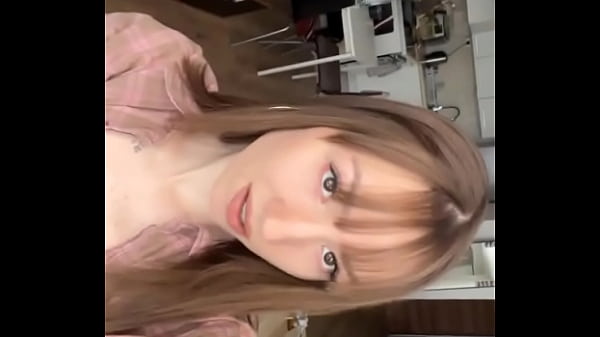 Imagine cumming on this face
