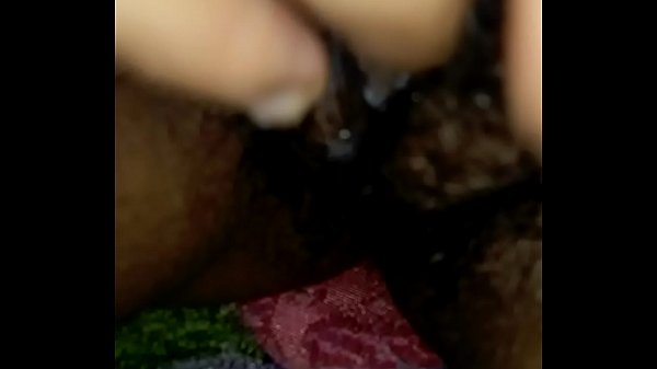 Play MP4 - Indian Girlfriend Pallavi Masturbating and showing her boobs