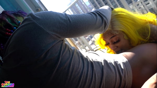 Famous Tiktoker Kyrichesss Sucking Clown Dick In A Hotel thumbnail