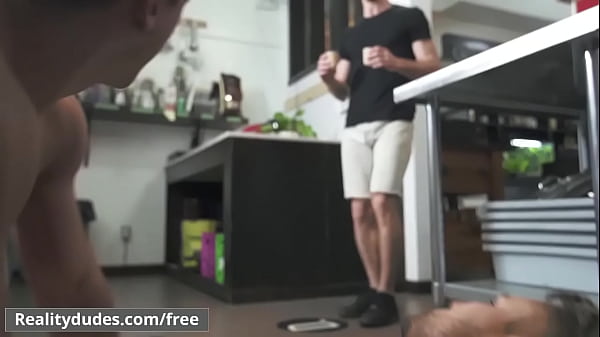 Trailer preview - Reality Dudes 