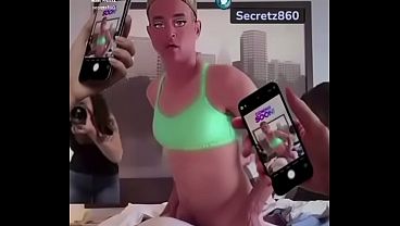 Secretz860 - grinding on my bed pillows 