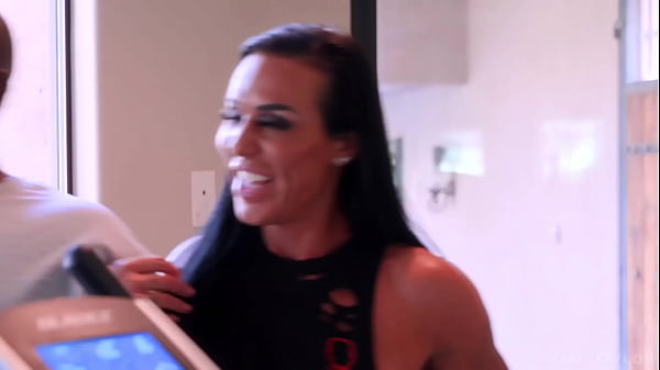 Bodybuilder sluts gets all holes fucked by bbc 4k part 3