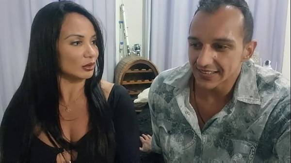 Entrevista com PORNSTAR .depois_testei a pica no cudela.