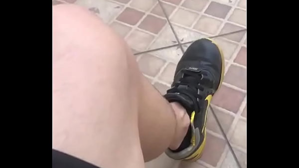 Nonton Quem Curte P&eacute;s A&iacute;?#malefeet #feetboy #masterfeet #boy #cashslave #masterslave #master #gayhot #findom #rtalphas #humana... thumbnail