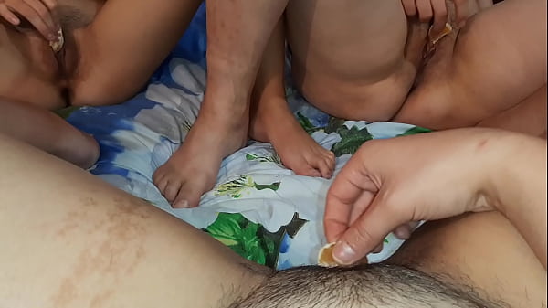 Play MP4 - Girls masturbate clits with mandarines - Lesbian Illusion Girls