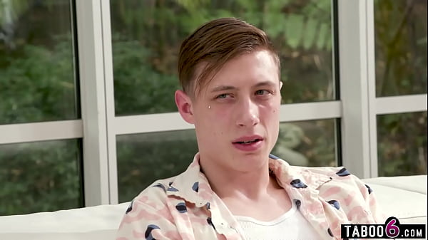 Curvy stepmommy got perved on by her stepson who later fucked her asshole 