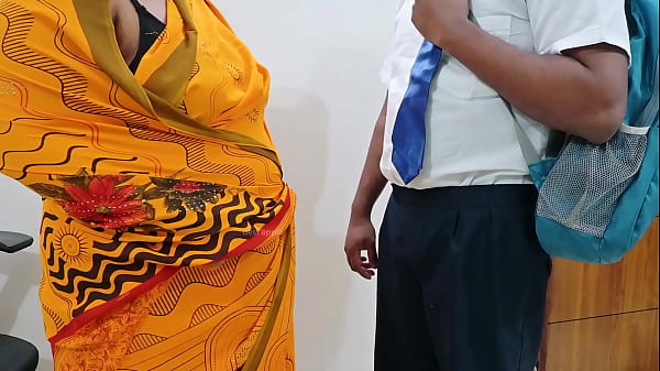 Nonton Teacher Using College Boy thumbnail