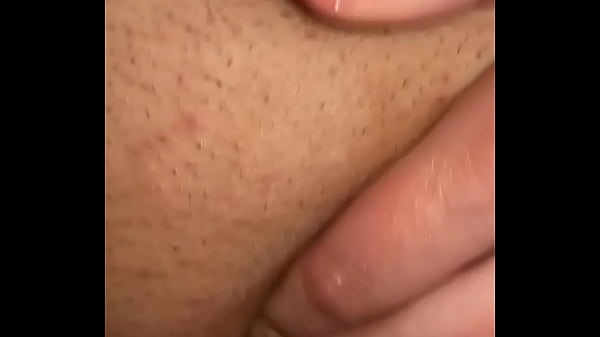 Play MP4 - POV &ndash; Frotando mi cl&iacute;toris con el dildo