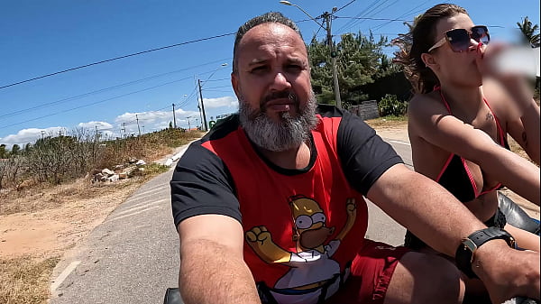 Play MP4 - Ma Santos com a Carona do Ted no Buggy na praia do Futuro Cear&aacute;